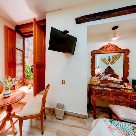 Hotel Casa Baez Pátzcuaro Buitenkant foto