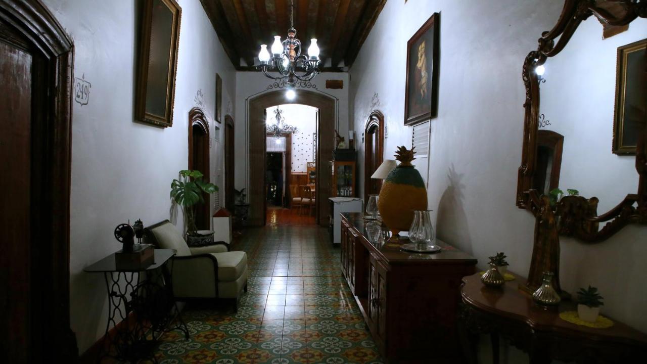 Hotel Casa Baez Pátzcuaro Buitenkant foto