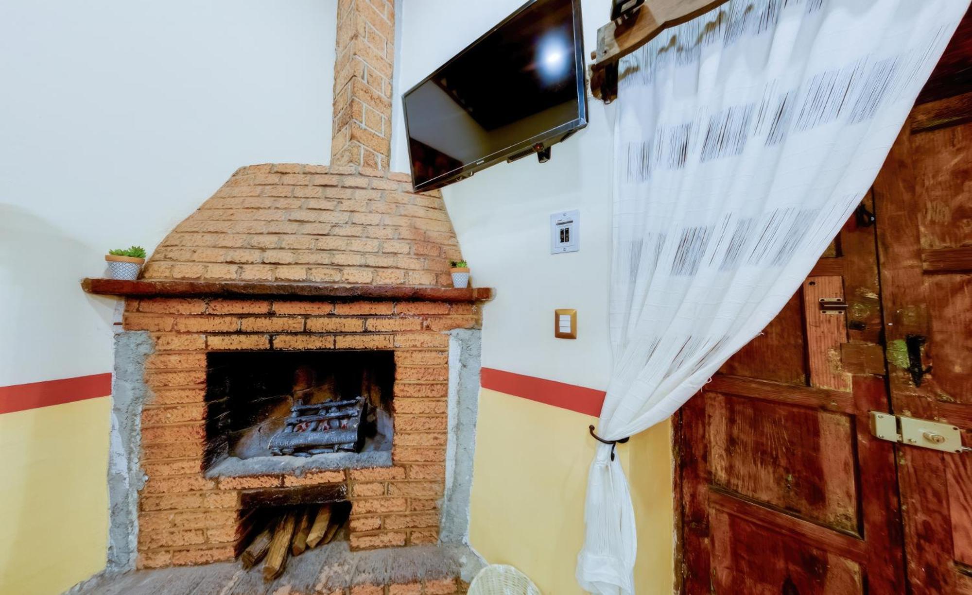 Hotel Casa Baez Pátzcuaro Buitenkant foto