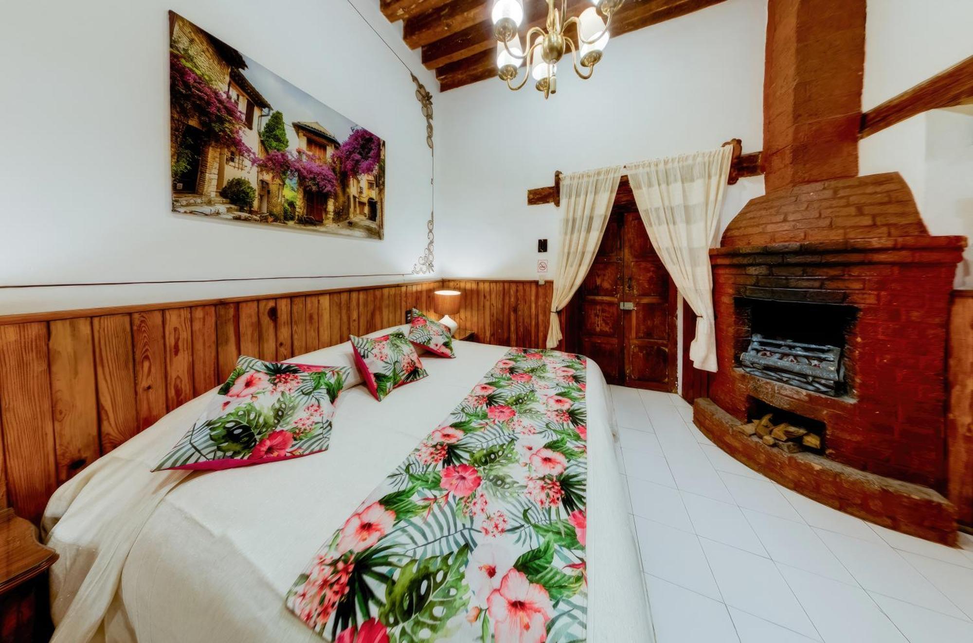 Hotel Casa Baez Pátzcuaro Buitenkant foto