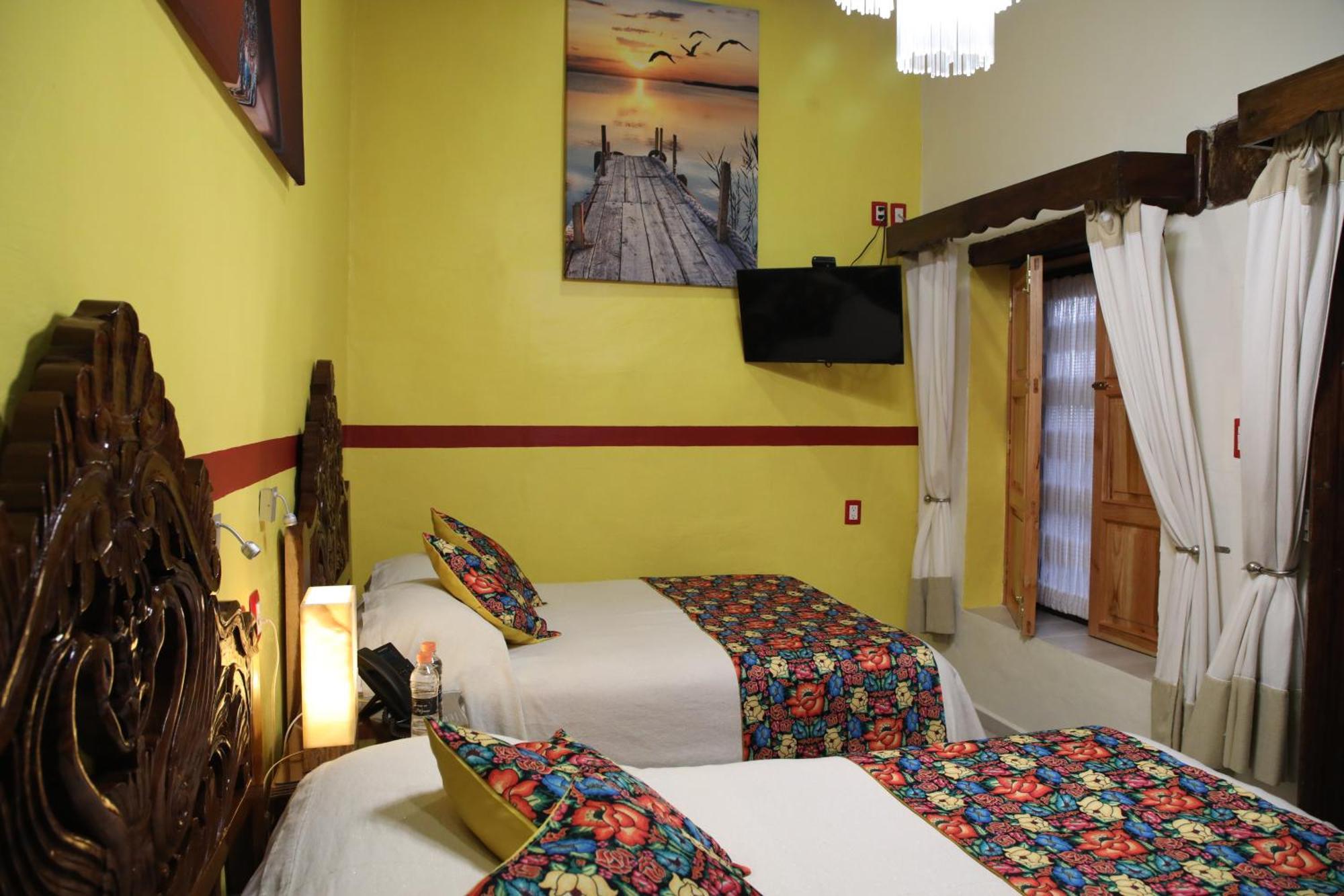 Hotel Casa Baez Pátzcuaro Buitenkant foto