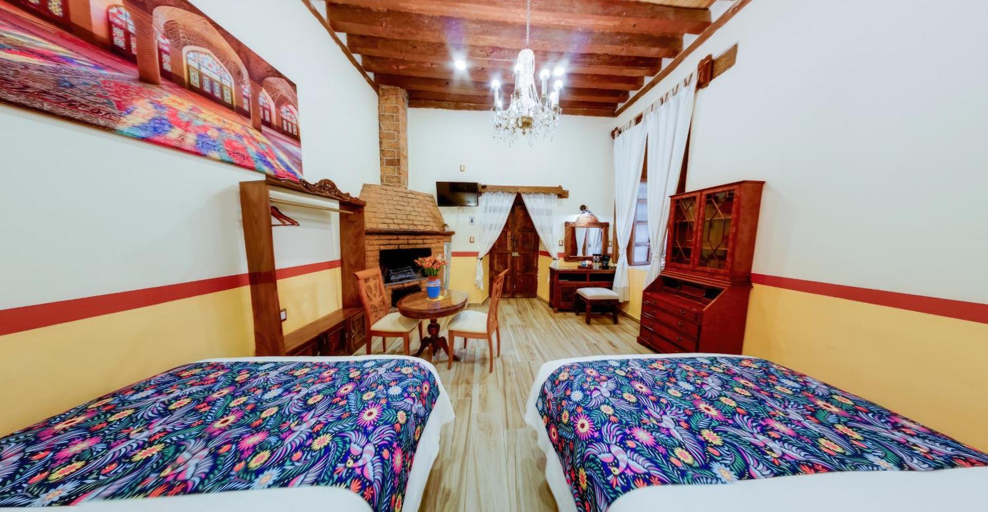 Hotel Casa Baez Pátzcuaro Buitenkant foto
