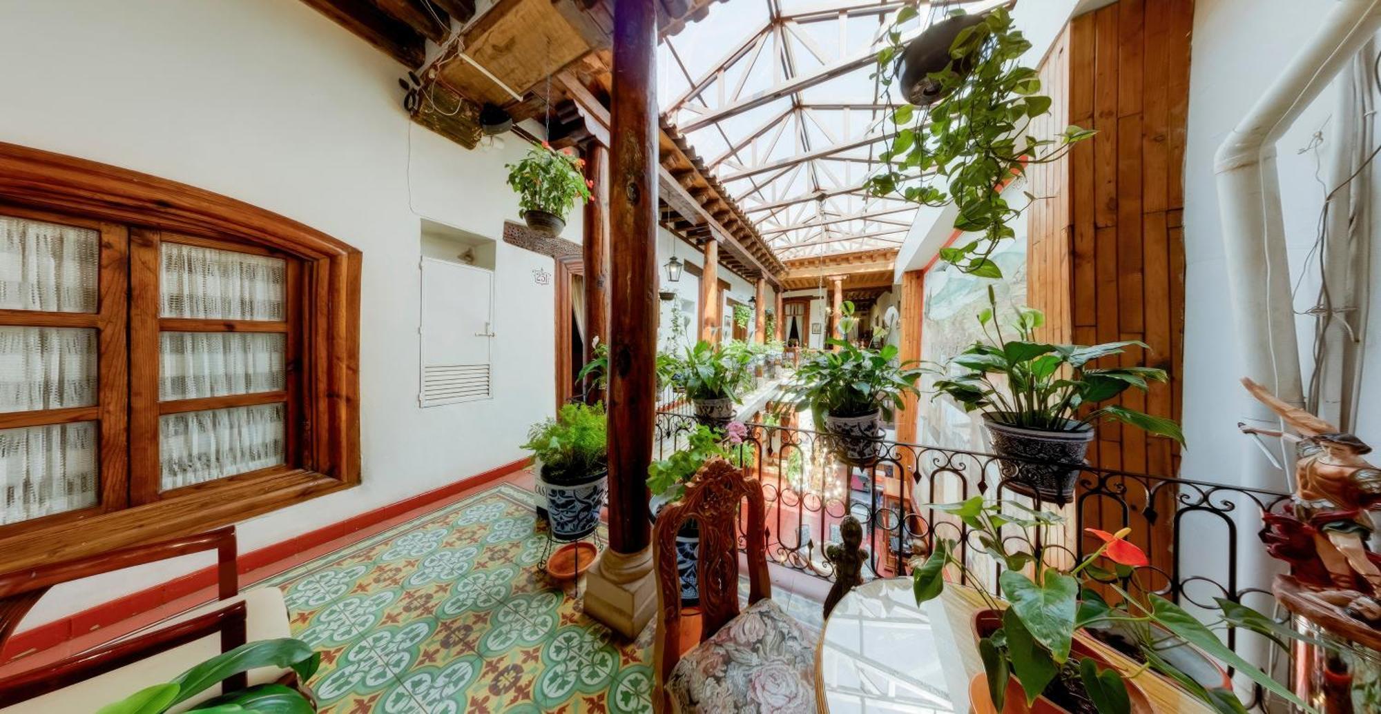 Hotel Casa Baez Pátzcuaro Buitenkant foto